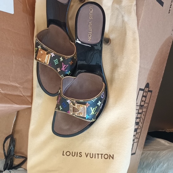 Louis Vuitton limited edition 6.5 - Picture 2 of 2